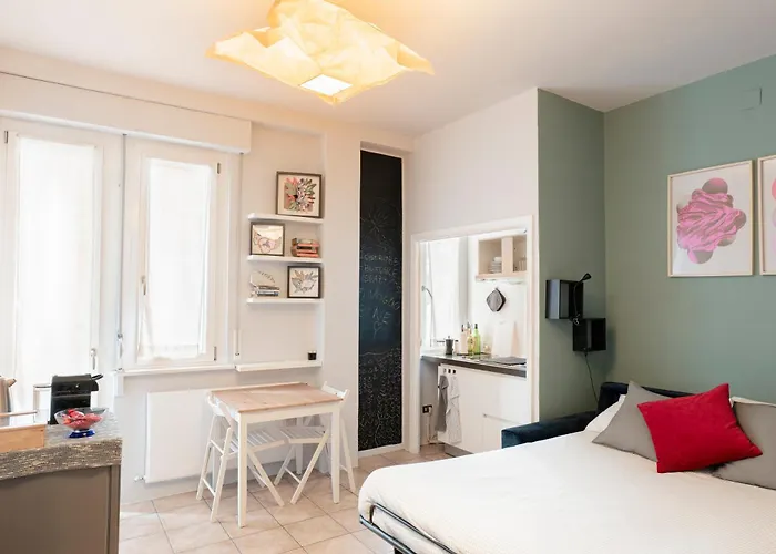 Appartement Moderno * Lago E Centro Storico * *